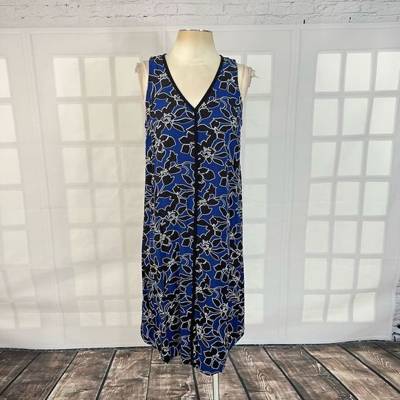 Tommy Bahama Dresses & Skirts - Tommy Bahama sleeveless blue black floral print midi sundress size small